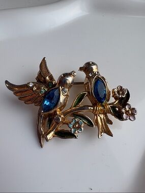 Coro Gold-Tone Blue Crystal Two-Bird Brooch with Enamel Flowers